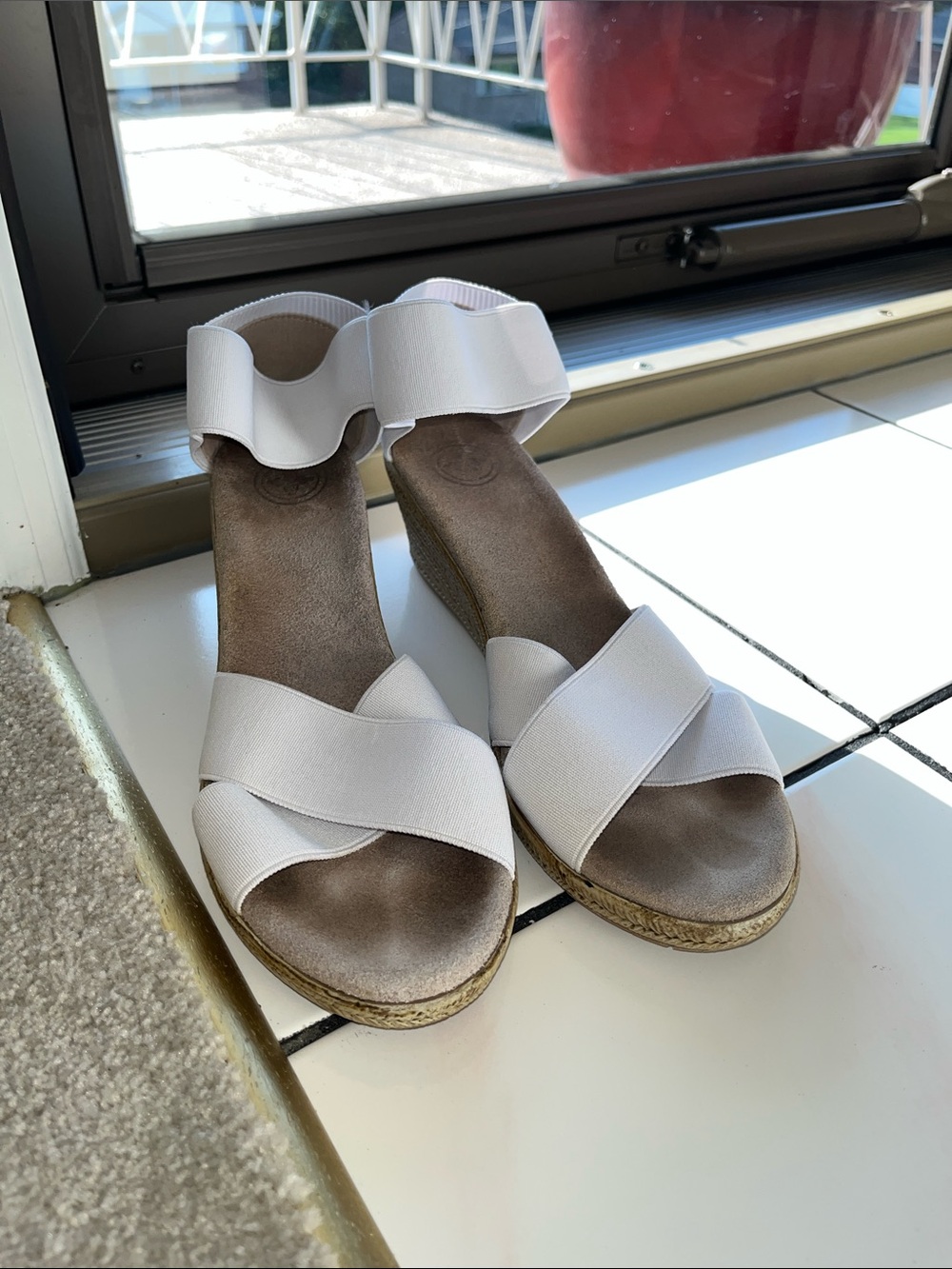 Charleston Shoe company  Women’s White Elastic Strap Wedge Sandals